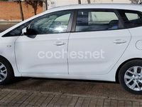 Usado Kia Carens 135 CV (99 kW) 2018 Blanco Monovolumen