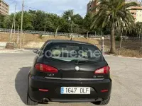 Usado Alfa Romeo 147 Impression 105 CV (77 kW) 2005 Negro Utilitario