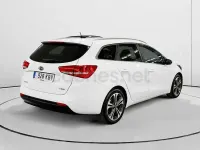 Usado Kia Ceed Sportswagon 120 CV (88 kW) 2017 Blanco Familiar
