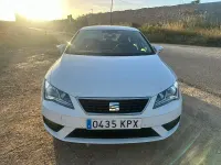 Używany Seat Leon Style 110 KM (80 kW) 2018 Biały Sedan/Limuzyna