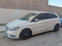 Usado Mercedes B200 136 CV (100 kW) 2014 Blanco Utilitario
