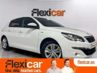 Używany Peugeot 308 Style 130 KM (95 kW) 2016 Niebieski