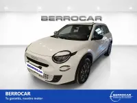 Usado Fiat 600 Pop 110 CV (80 kW) 2026 Beige SUV
