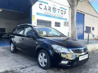 Usado Kia Ceed Active 115 CV (84 kW) 2010 Negro Utilitario