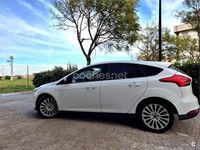 Usado Ford Focus Trend 95 CV (69 kW) 2015 Blanco Berlina