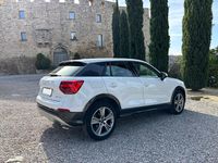 Usado Audi Q2 Design 116 HP (85 kW) 2017 Branco SUV