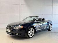 Usado Audi A4 Cabriolet 162 CV (119 kW) 2006 Azul Descapotable