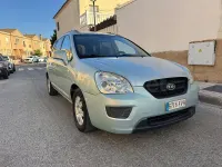 Usado Kia Carens Active 140 CV (102 kW) 2007 Verde Monovolumen