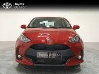 Usado Toyota Yaris Hybrid Active 116 CV (85 kW) 2024 Rojo Berlina