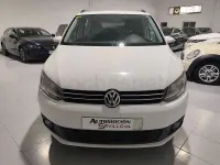 Usado VW Touran Advance 105 CV (77 kW) 2015 Blanco Monovolumen