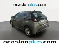 Usado Toyota Yaris Edition 125 CV (91 kW) 2024 Marrón Utilitario