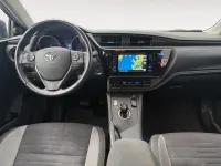 Usado Toyota Auris Hybrid Active 136 CV (100 kW) 2017 Azul