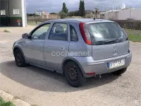 Usado Opel Corsa Club 75 CV (55 kW) 2004 Gris / plata Utilitario