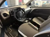Usado Toyota Aygo City 68 CV (50 kW) 2016 Blanco Utilitario