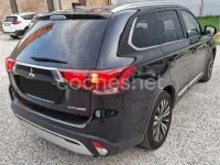 Usado Mitsubishi Outlander Motion 150 CV (110 kW) 2019 Negro SUV