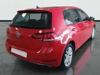 Usado VW Golf VII 116 CV (85 kW) 2019 Rojo Berlina