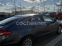 Usado Ford Mondeo Trend 150 CV (110 kW) 2019 Azul Berlina
