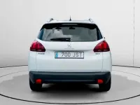 Usado Peugeot 2008 Active 110 CV (80 kW) 2016 Blanco SUV