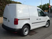 Usado VW Caddy 110 CV (80 kW) 2020 Blanco Monovolumen