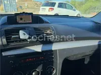 Usado BMW 118 143 CV (105 kW) 2009 Negro Utilitario