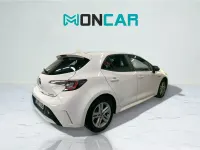 Usado Toyota Corolla Active 122 CV (89 kW) 2020 Blanco Berlina