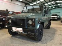 Usado Land Rover Defender 122 CV (89 kW) 2013 Verde SUV