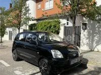 Usado Kia Picanto LX 61 CV (44 kW) 2006 Negro Utilitario
