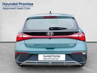 Usado Hyundai i20 84 CV (61 kW) 2024 Verde Utilitario