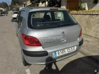 Usado Peugeot 307 110 CV (80 kW) 2003 Gris / plata Berlina
