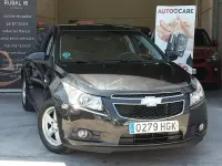 Usado Chevrolet Cruze LT 124 CV (91 kW) 2011 Negro Berlina