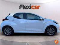 Usado Toyota Yaris Hybrid Active 116 CV (85 kW) 2023 Blanco Utilitario