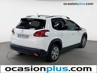 Usado Peugeot 2008 Signature Sky 100 CV (73 kW) 2019 Blanco SUV