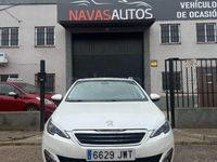 Usado Peugeot 308 Allure 130 CV (95 kW) 2017 Blanco Berlina