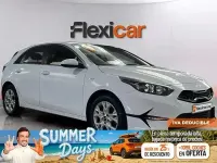 Usado Kia Ceed 136 CV (100 kW) 2023 Blanco Utilitario