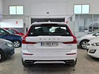 Usado Volvo XC60 R-Design 235 CV (172 kW) 2019 Blanco SUV
