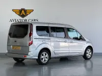 Usado Ford Tourneo Connect Titanium 120 CV (88 kW) 2017 Gris / plata Monovolumen