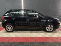 Usado VW Polo Advance 75 CV (55 kW) 2012 Negro Utilitario