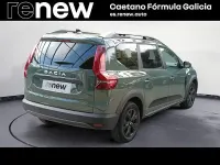 Usado Dacia Jogger Extreme 100 CV (73 kW) 2023 Verde Monovolumen