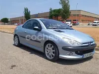 Usado Peugeot 206 138 CV (101 kW) 2001 Gris / plata Descapotable