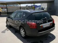 Usado Peugeot 407 110 CV (80 kW) 2005 Negro Familiar