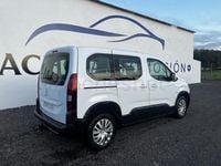 Usado Peugeot Rifter Active 100 CV (73 kW) 2019 Blanco Monovolumen