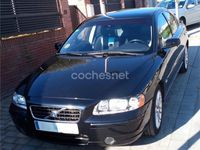 Usado Volvo S60 Momentum 163 CV (119 kW) 2005 Azul Berlina
