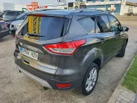 Usado Ford Kuga Titanium 140 CV (102 kW) 2014 Gris / plata SUV