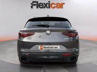 Usado Alfa Romeo Stelvio Sprint 160 CV (117 kW) 2022 Gris SUV