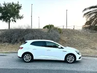 Usado Renault Mégane III Bose Edition 130 CV (95 kW) 2016 Blanco Berlina