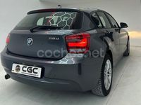 Usado BMW 118 Comfort Edition 143 CV (105 kW) 2014 Gris / plata Utilitario