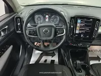Begagnad Volvo XC40 Inscription 262 HK (192 kW) 2021 Blå SUV