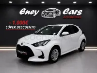 Usado Toyota Yaris Hybrid Active 116 CV (85 kW) 2024 Blanco Berlina