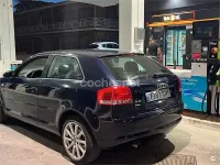 Usado Audi A3 Attraction 102 CV (75 kW) 2003 Azul Utilitario