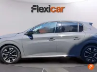 Usado Peugeot 208 Allure 101 CV (74 kW) 2025 Gris Utilitario